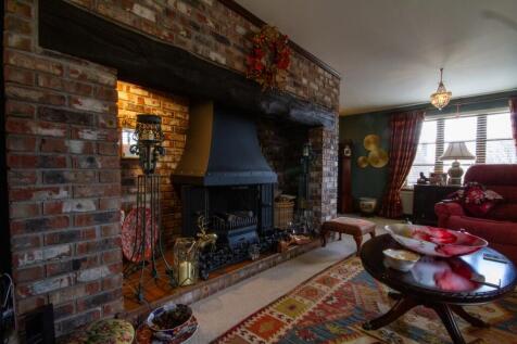 To Book A Viewing Call TPS Lostwithiel on 01208 87