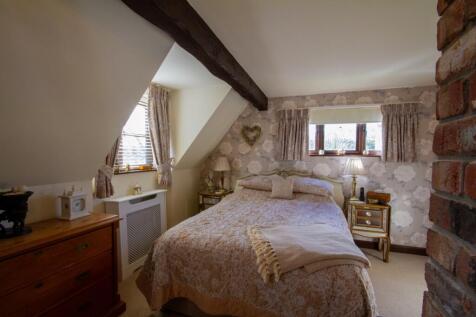 To Book A Viewing Call TPS Lostwithiel on 01208 87