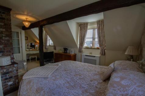 To Book A Viewing Call TPS Lostwithiel on 01208 87
