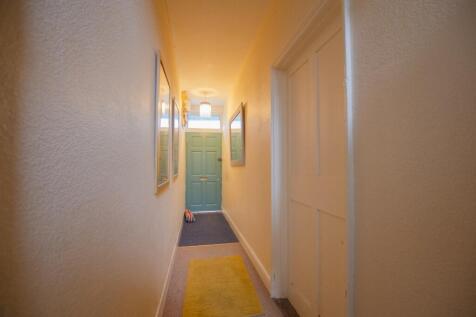 To Book A Viewing Call TPS Lostwithiel on 01208 87