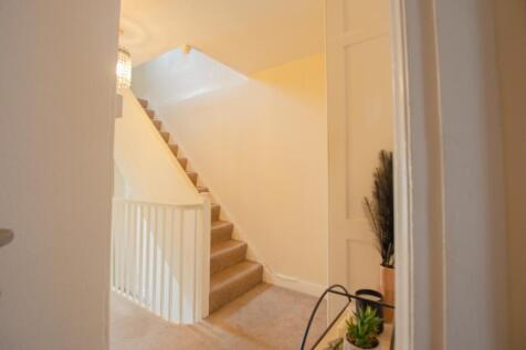 To Book A Viewing Call TPS Lostwithiel on 01208 87