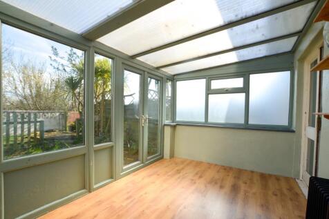 To Book A Viewing Call TPS Lostwithiel on 01208 87