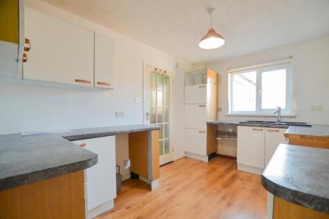 To Book A Viewing Call TPS Lostwithiel on 01208 87