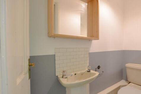 To Book A Viewing Call TPS Lostwithiel on 01208 87
