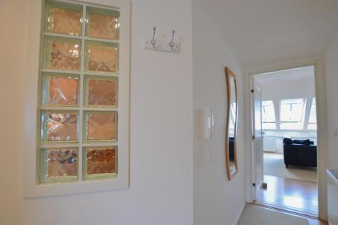 To Book A Viewing Call TPS Lostwithiel on 01208 87