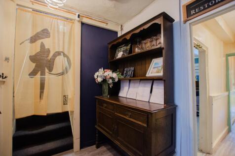 To Book A Viewing Call TPS Lostwithiel on 01208 87