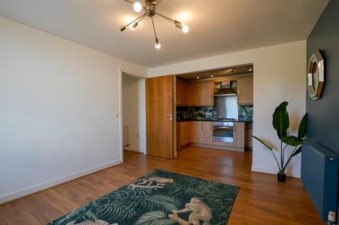 To Book A Viewing Call TPS Lostwithiel on 01208 87