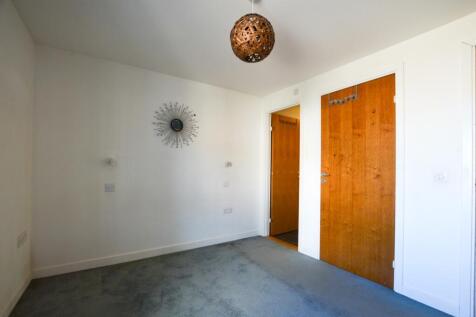 To Book A Viewing Call TPS Lostwithiel on 01208 87