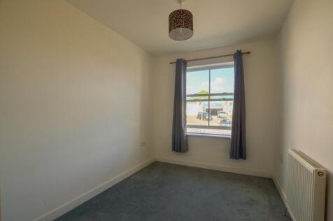 To Book A Viewing Call TPS Lostwithiel on 01208 87