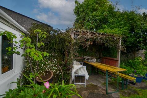 To Book A Viewing Call TPS Lostwithiel on 01208 87