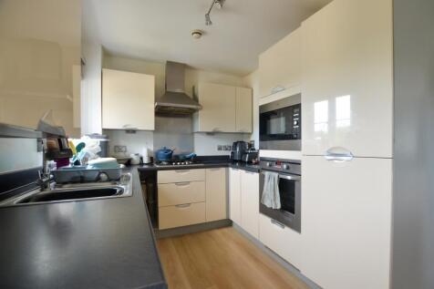 To Book A Viewing Call TPS Lostwithiel on 01208 87