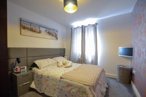 To Book A Viewing Call TPS Lostwithiel on 01208 87