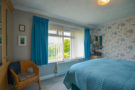 To Book A Viewing Call TPS Lostwithiel on 01208 87