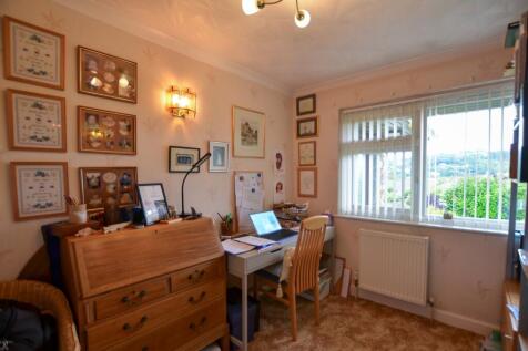 To Book A Viewing Call TPS Lostwithiel on 01208 87