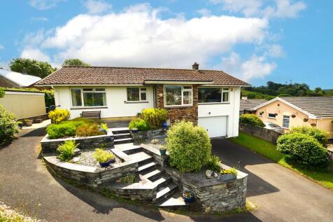To Book A Viewing Call TPS Lostwithiel on 01208 87