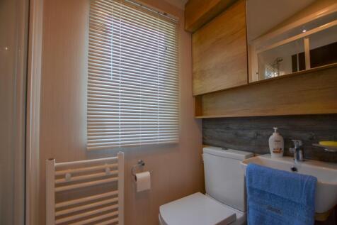 To Book A Viewing Call TPS Lostwithiel on 01208 87