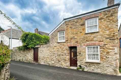 To Book A Viewing Call TPS Lostwithiel on 01208 87