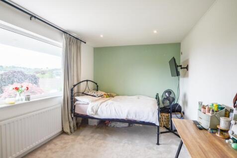7 Reeds Park TPS 01208 872728 -09