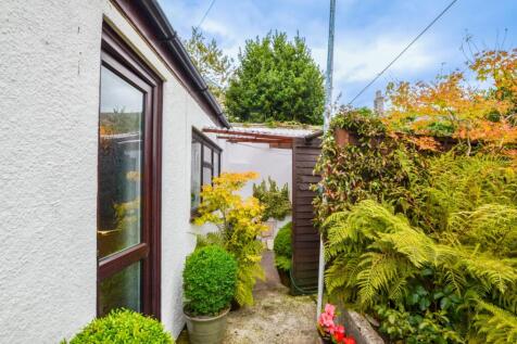 25 North Street TPS Bodmin Branch 01208 872728-02