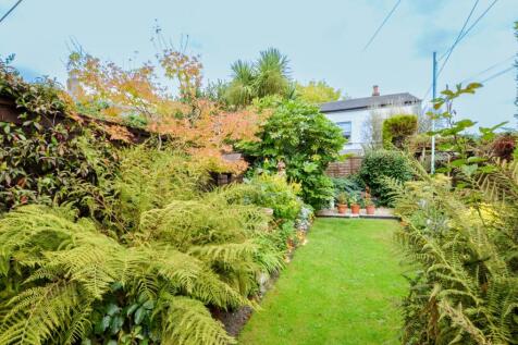 25 North Street TPS Bodmin Branch 01208 872728-05