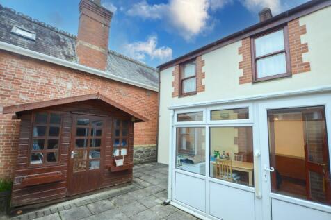 To Book A Viewing Call TPS Lostwithiel On 01208 87