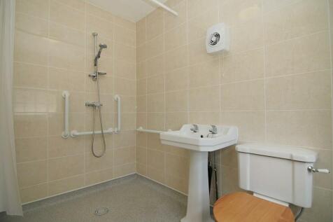 DOWNSTAIRS WET ROOM