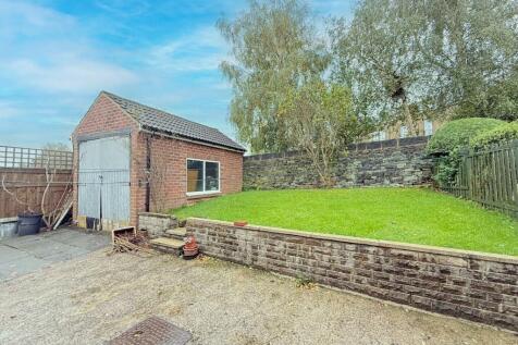 GARDEN/GARAGE