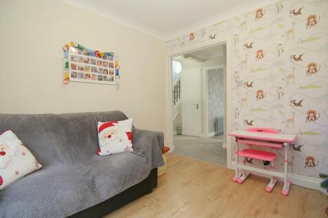 PLAY ROOM