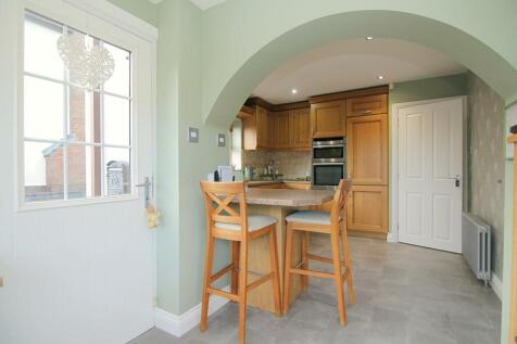 BREAKFAST ROOM
