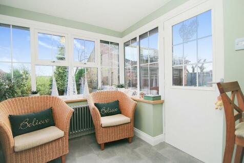 BREAKFAST ROOM