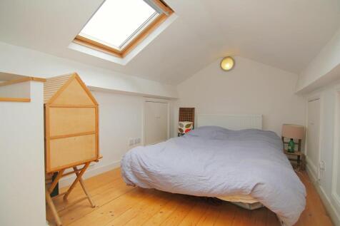 LOFT ROOM
