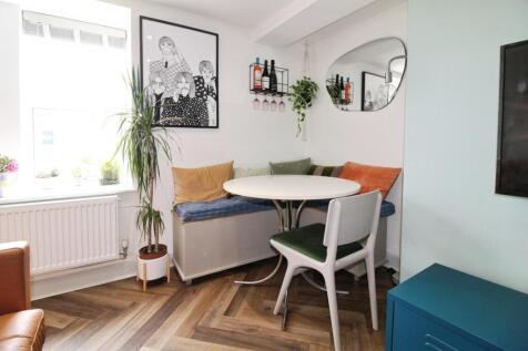 LOUNGE 3