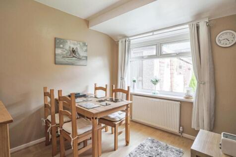 DINING /BEDROOM