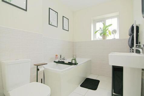 HOUSE BATHROOM