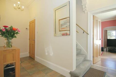 ENTRANCE PORCH
