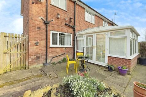 REAR PATIO