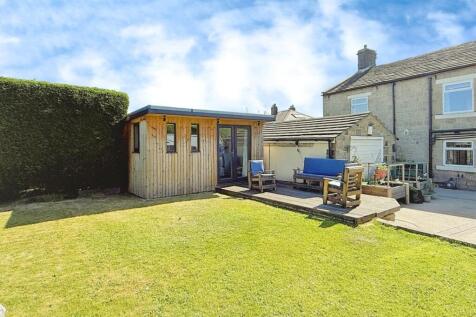 GARDEN / OUTBUILDING
