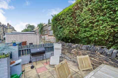 REAR PATIO
