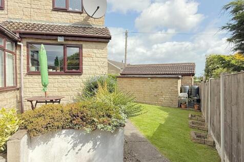 REAR/SIDE GARDEN