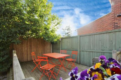DECKING