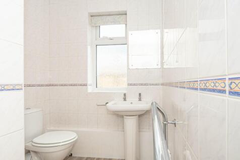 Bathroom / WC: