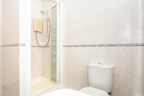 Bathroom / WC: