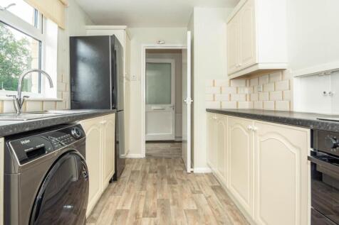 Kitchen: