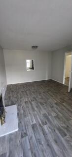 Living Room: