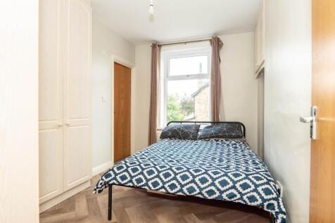 Bedroom: