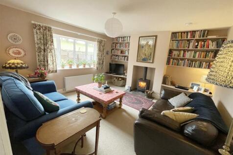 Living Room 1.jpeg