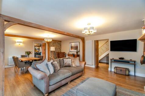 8633967-interior08.jpg