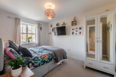 8637127-interior18.jpg