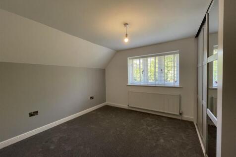 2 Manor Cottages - Bedroom 1.JPG