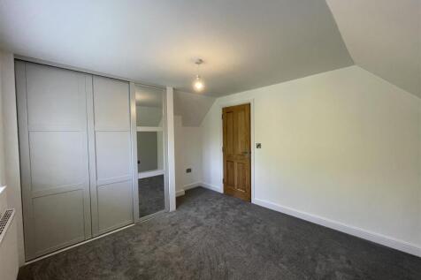 2 Manor Cottages - Bedroom 1 (1).JPG